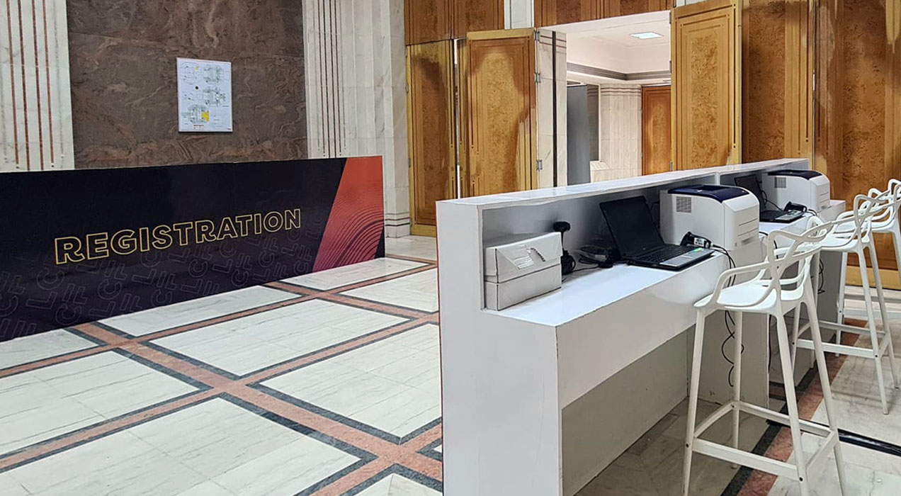 Badge printing station