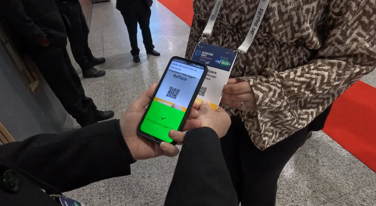 Using ScanPod Mobile on smartphone to scan badge